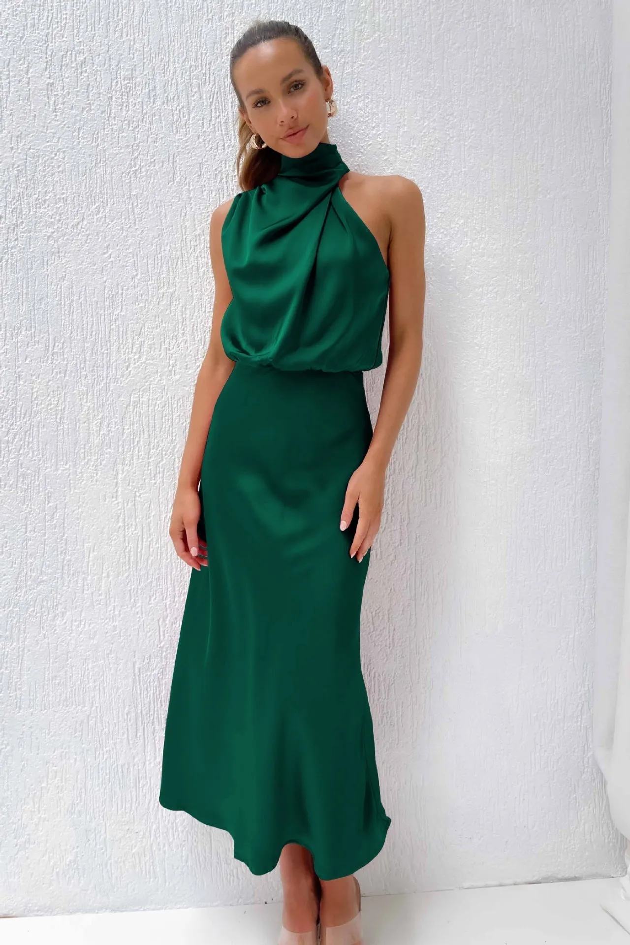 Celest I Long dress with halter neck