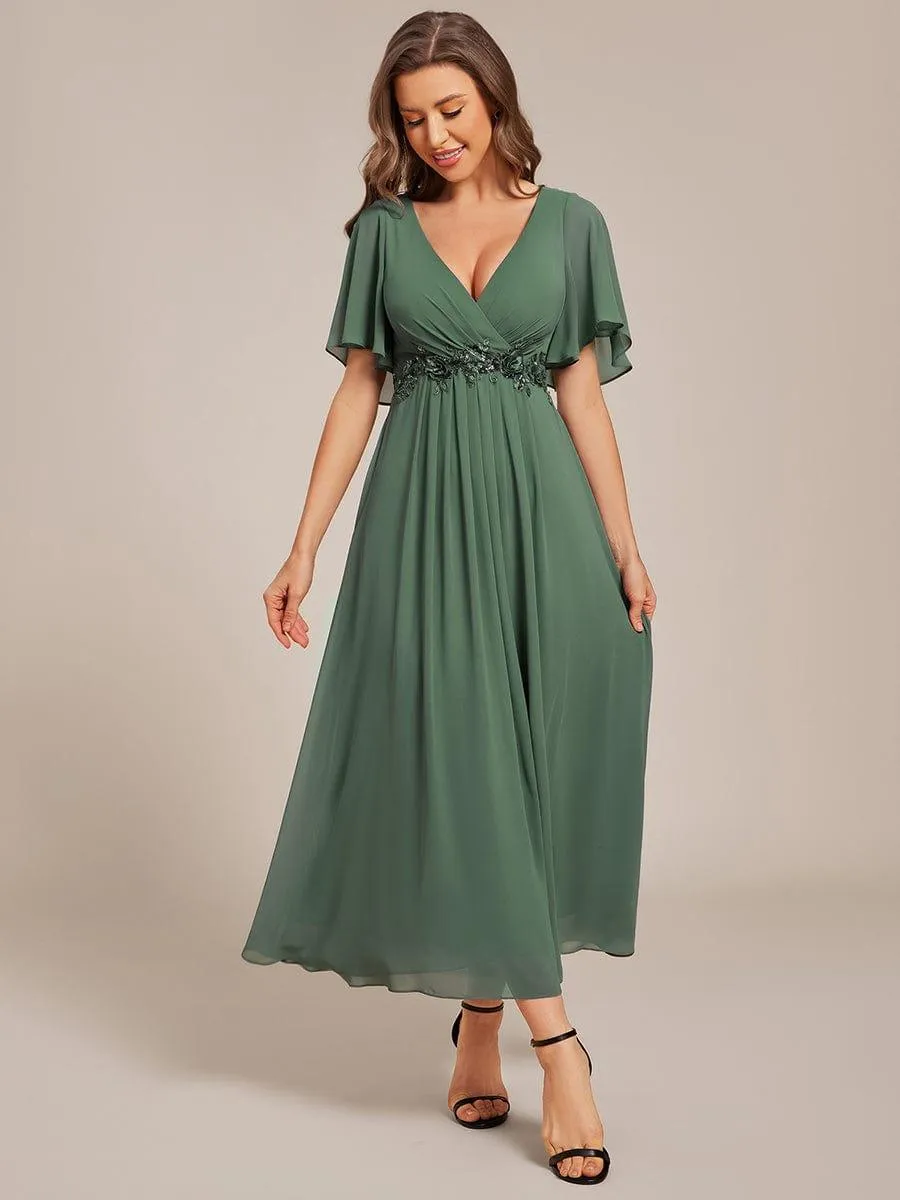 Short Sleeve V Neck Knee Length Mother of the Bride Dress
