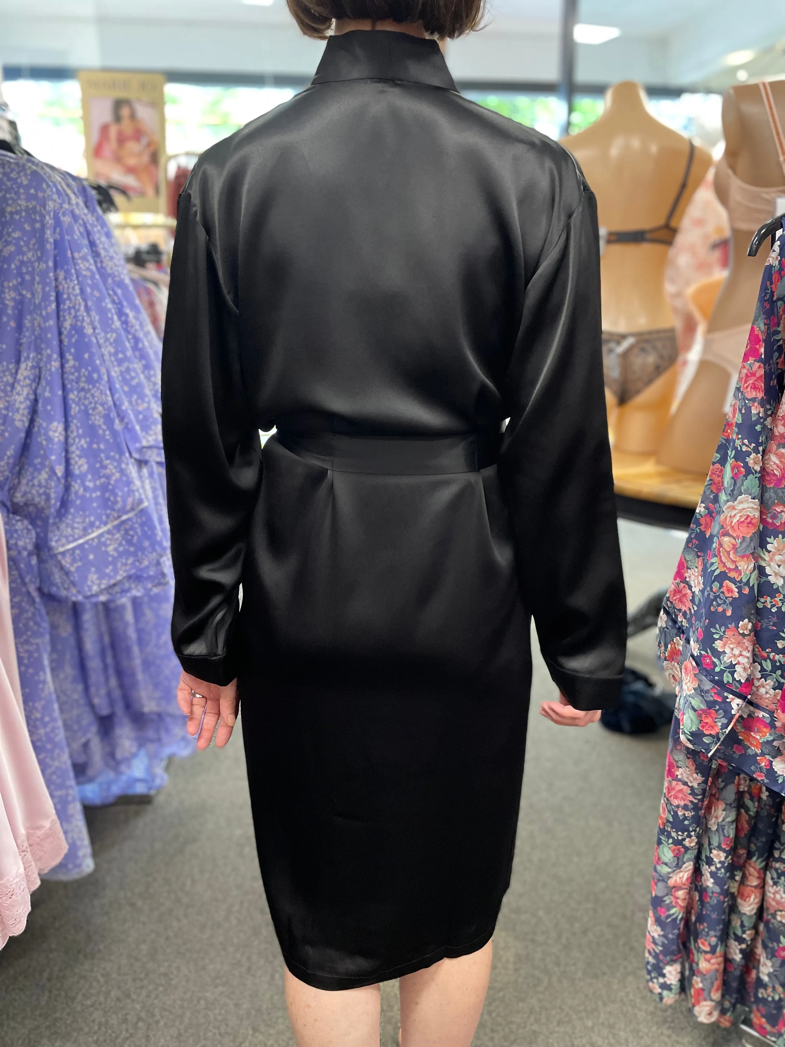 Silk Magnolia - Pure Silk Dressing Gown | Black