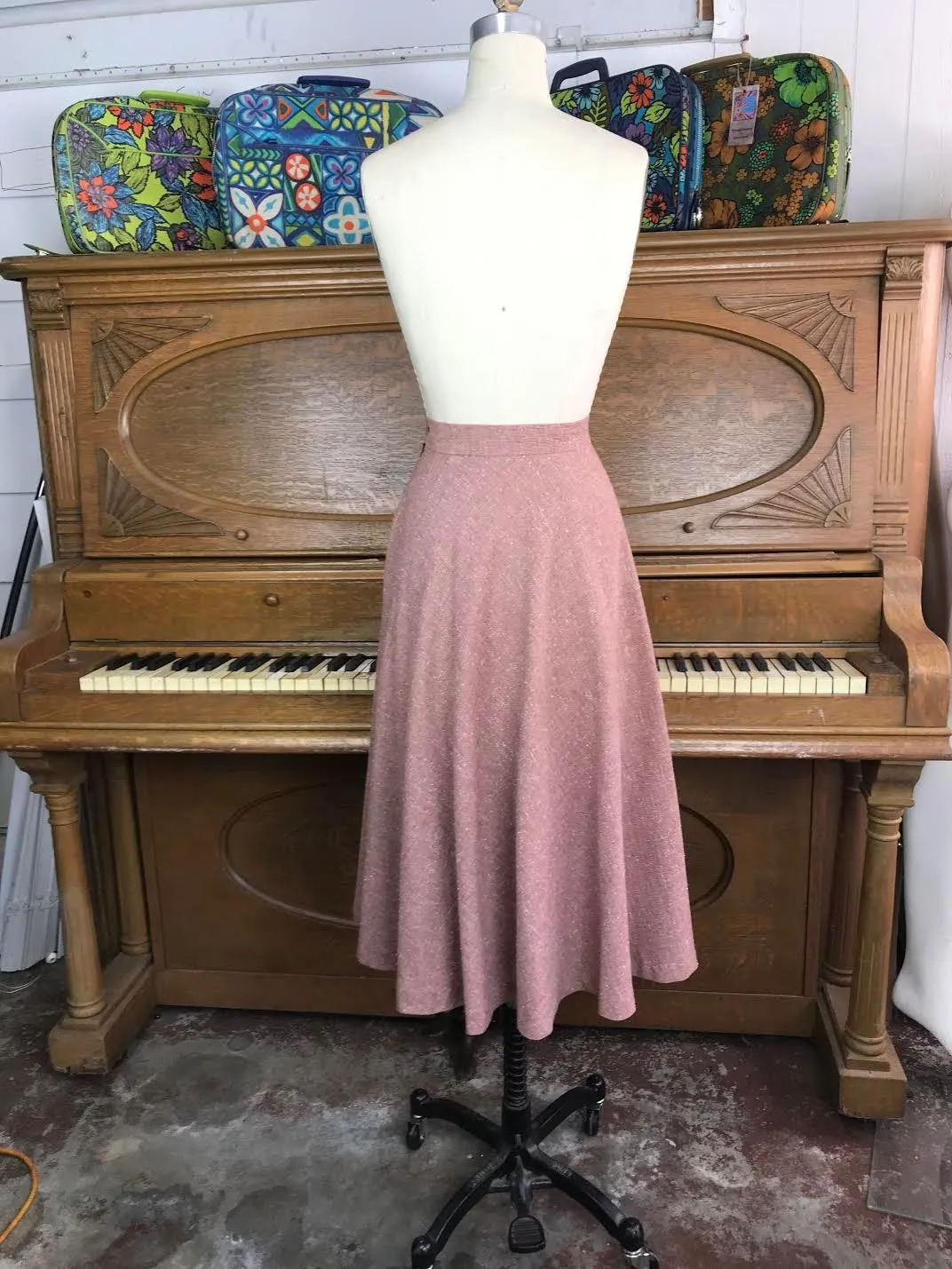 Vintage 60s 70s 1970s Red Burgundy Wool blend High Waisted Full Circle Skirt Size 3 XS